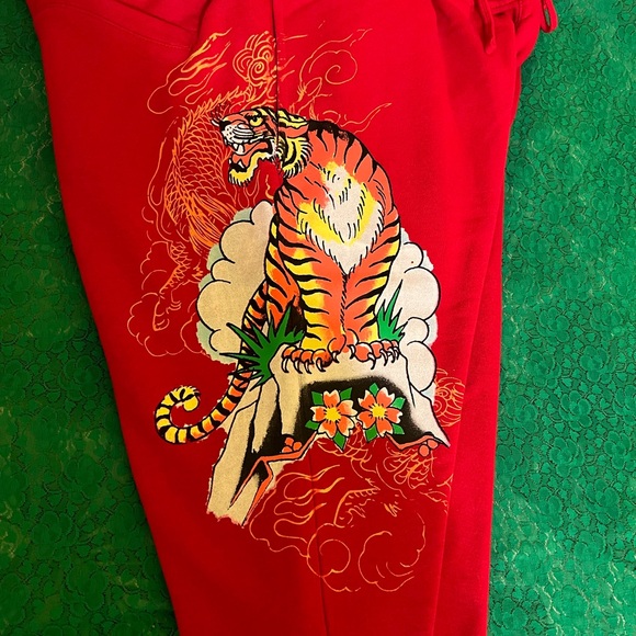 Ed Hardy sweatpants with Bold Graphics - Picture 3 of 5